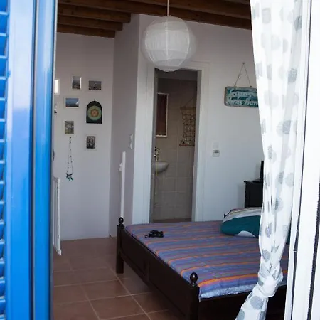 Chroma Holiday home Serifos Town