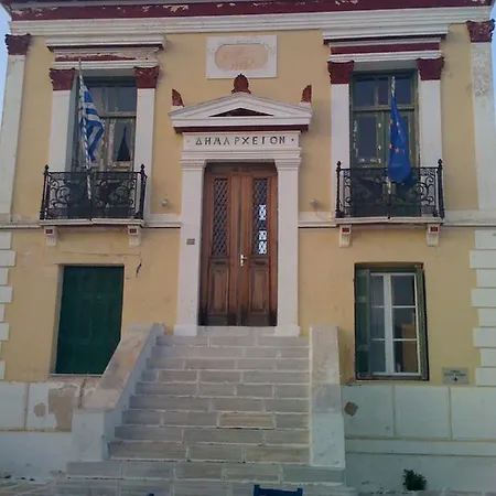 Chroma * Serifos Town
